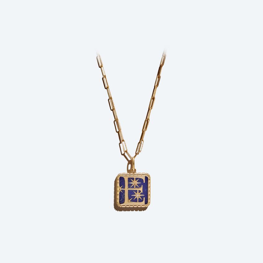 Pendente "E"